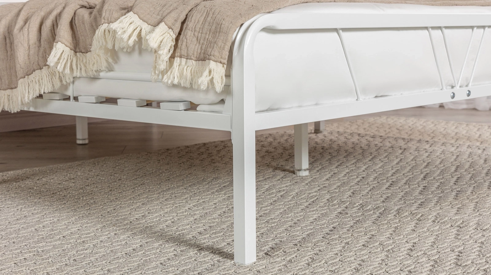 Железная кровать Cassis, цвет белый в спальню Askona фотография товара - 8 - большое изображение